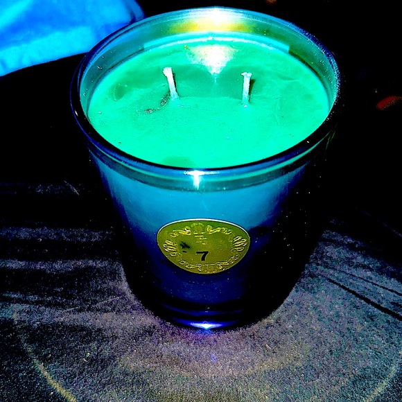 Fragrant Jewels Neverland Candle Size 7 Ring - Picture 2 of 3